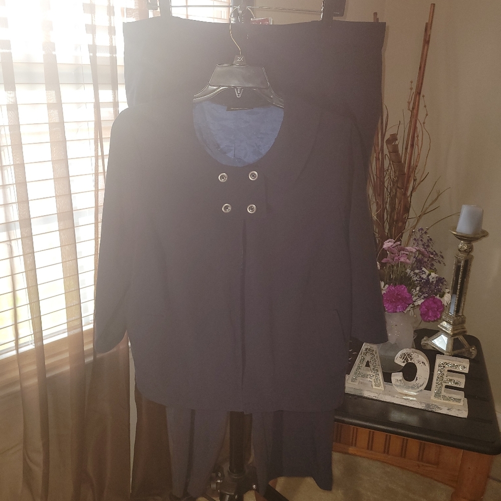 Avenue Navy Pant Suit